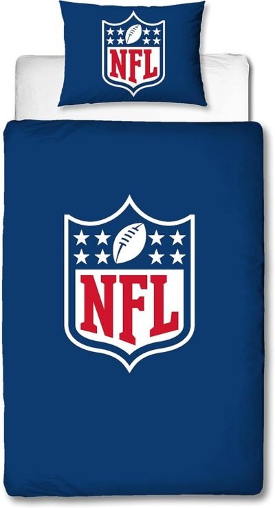 Officially NFL licensed duvet set with large logo on divet and pillow case, perfect gift for younger NFL fans